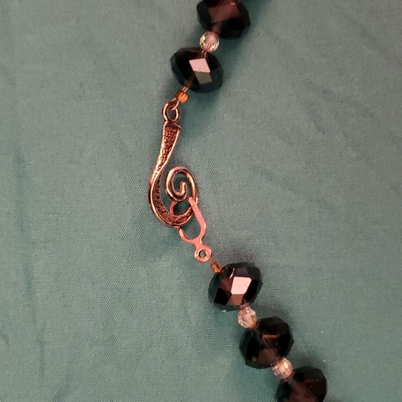 Navy Blue Swarovski Crystal Necklace. One of a kind. Brand New - Picture 7 of 10